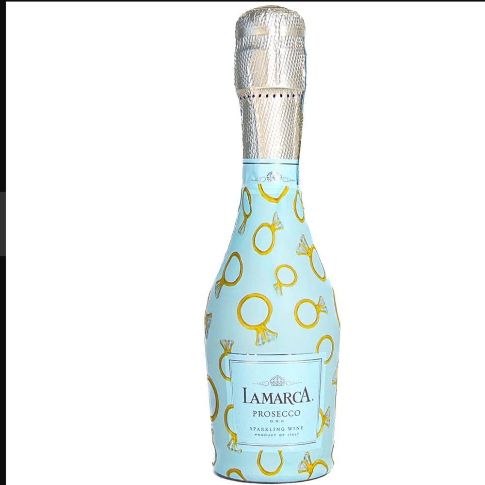 Brand New Beau Bottles Blue Engagement Ring- MINI Prosecco Collection - Six Pack